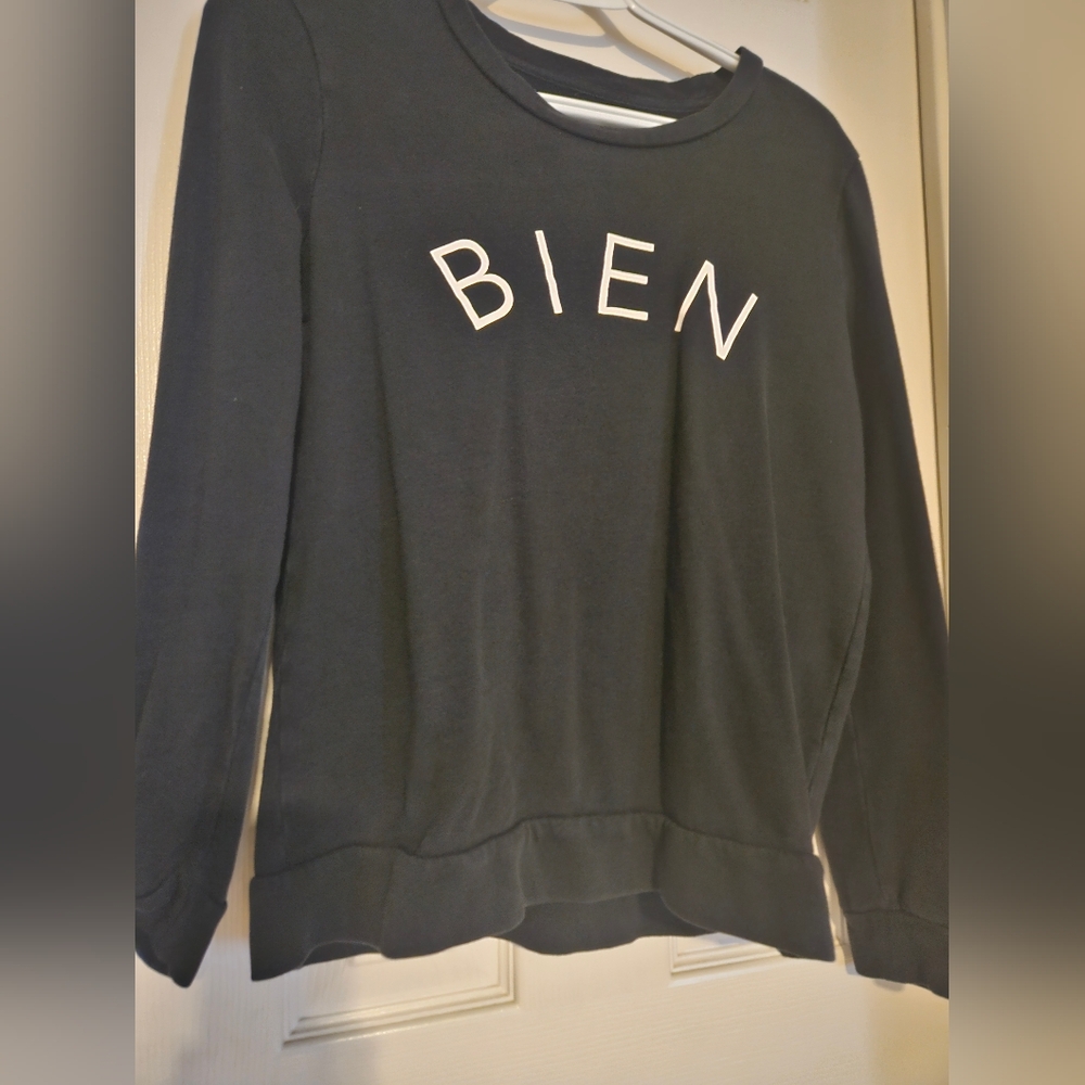 Madewell Black sweatshirt